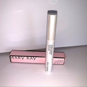 Mary Kay lash primer